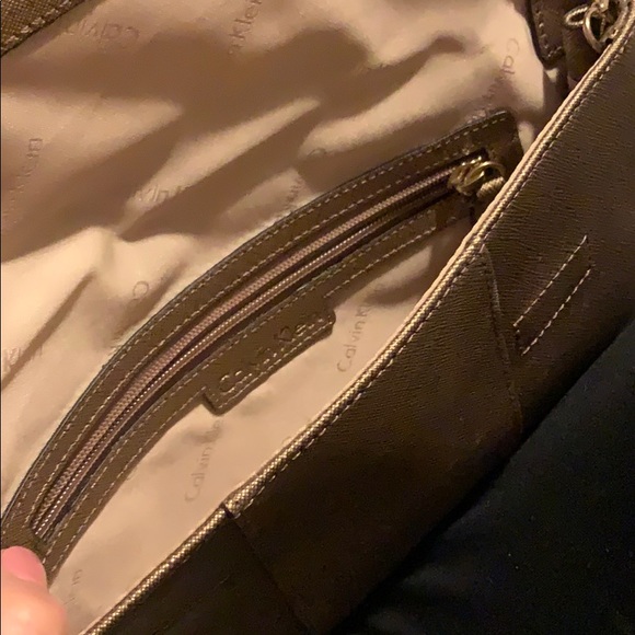 Gold Calvin Klein bag - Picture 4 of 4